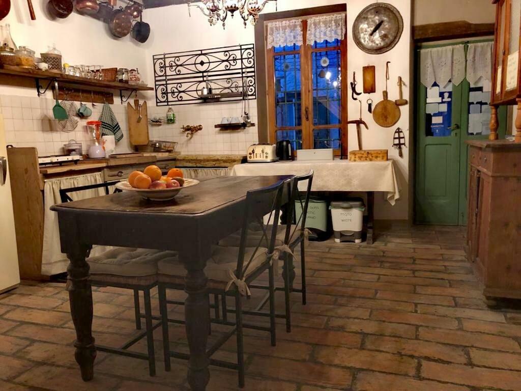 La Casa Di Marla Bed & Breakfast Сирмионе Екстериор снимка